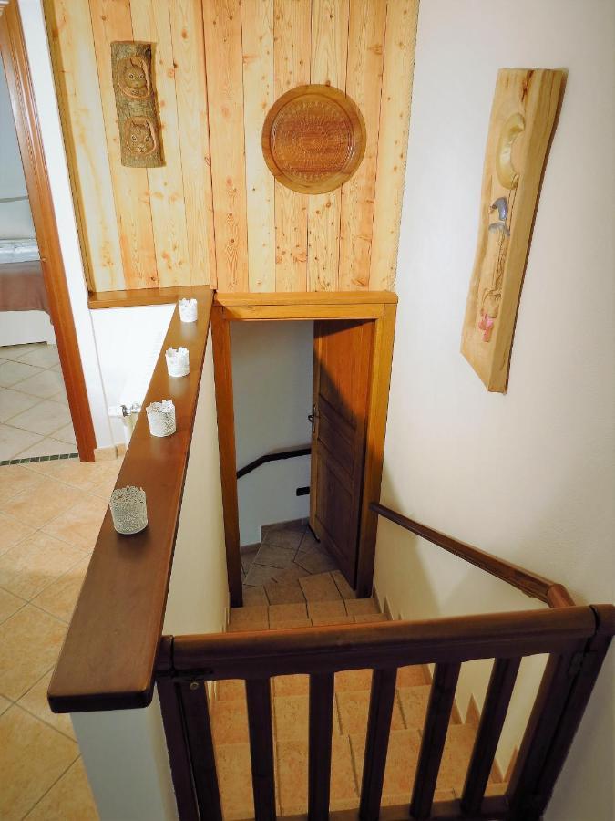 Lo Gnomo Sotto Al Glicine Apartment Châtillon Екстериор снимка